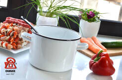 Garnek emaliowany „Gładki” "Biały" 18cm-3l